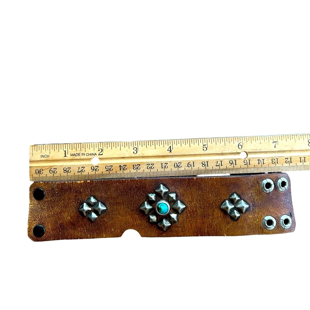 Vintage Leather Cuff with Southwestern design Turquoise and Silver Flower Design - Picture 7 of 8